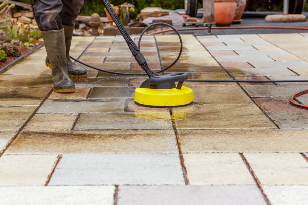 Best Animal Enclosure Cleaning  in Seven Lakes, NC